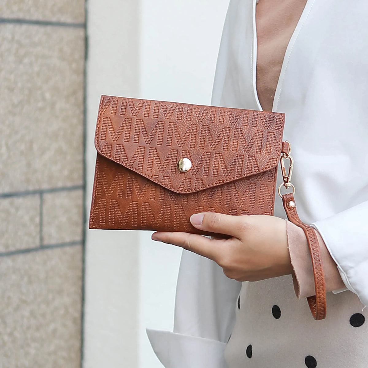 ELEVATE YOUR STYLE